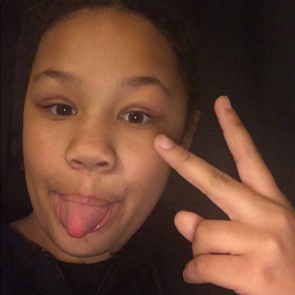 Meet your Posher, Alana